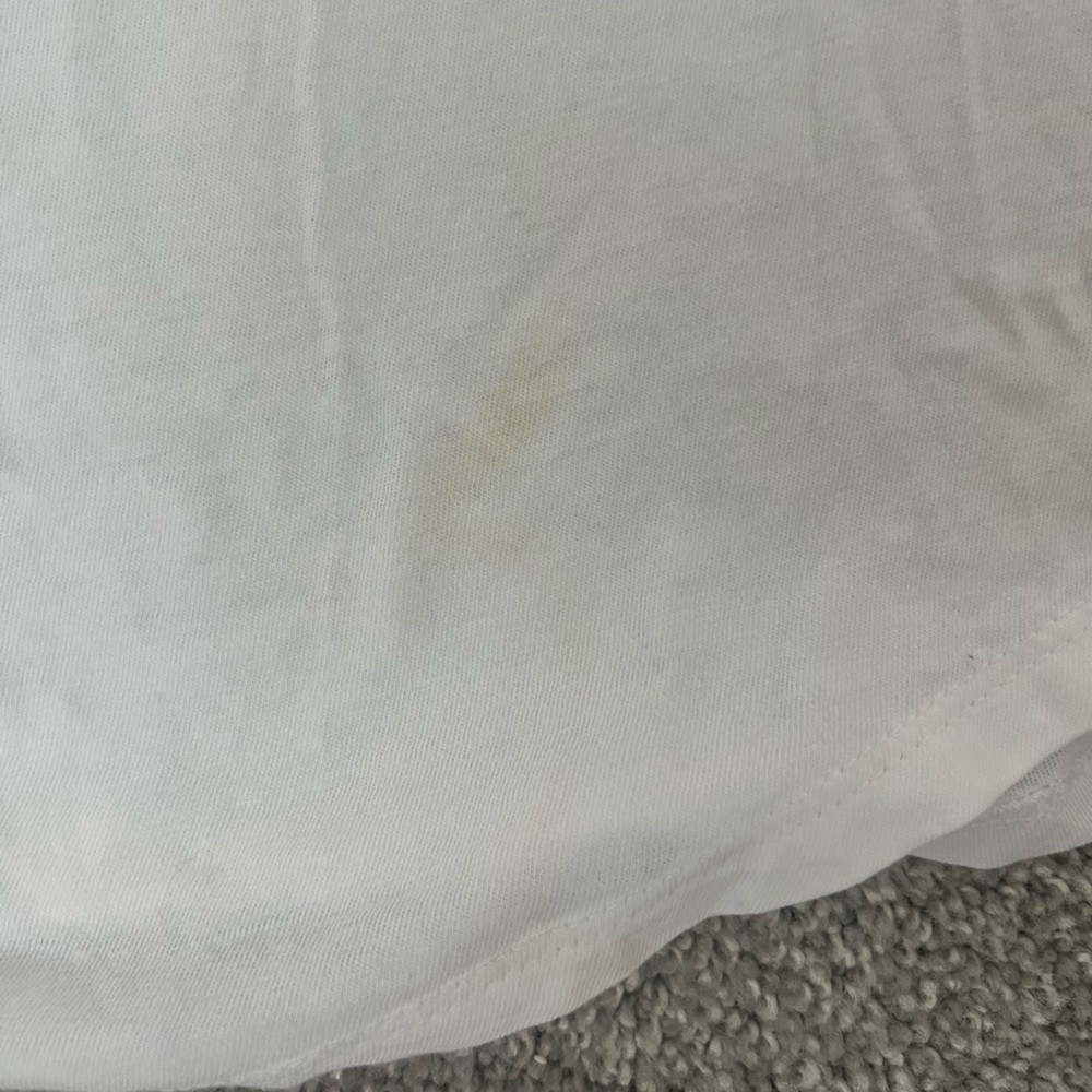 Old Navy White Graphic Tee - “Coffee Is A Must” Woman’s L 100% Cotton - Picture 5 of 5